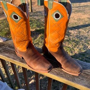 Men’s Justin rough out cowboy boots 9.5